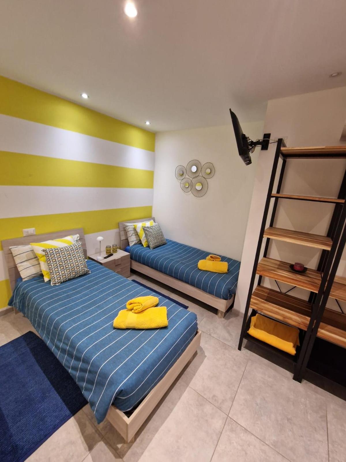 Bed and Breakfast Casa Rosso Blu Сорико Экстерьер фото