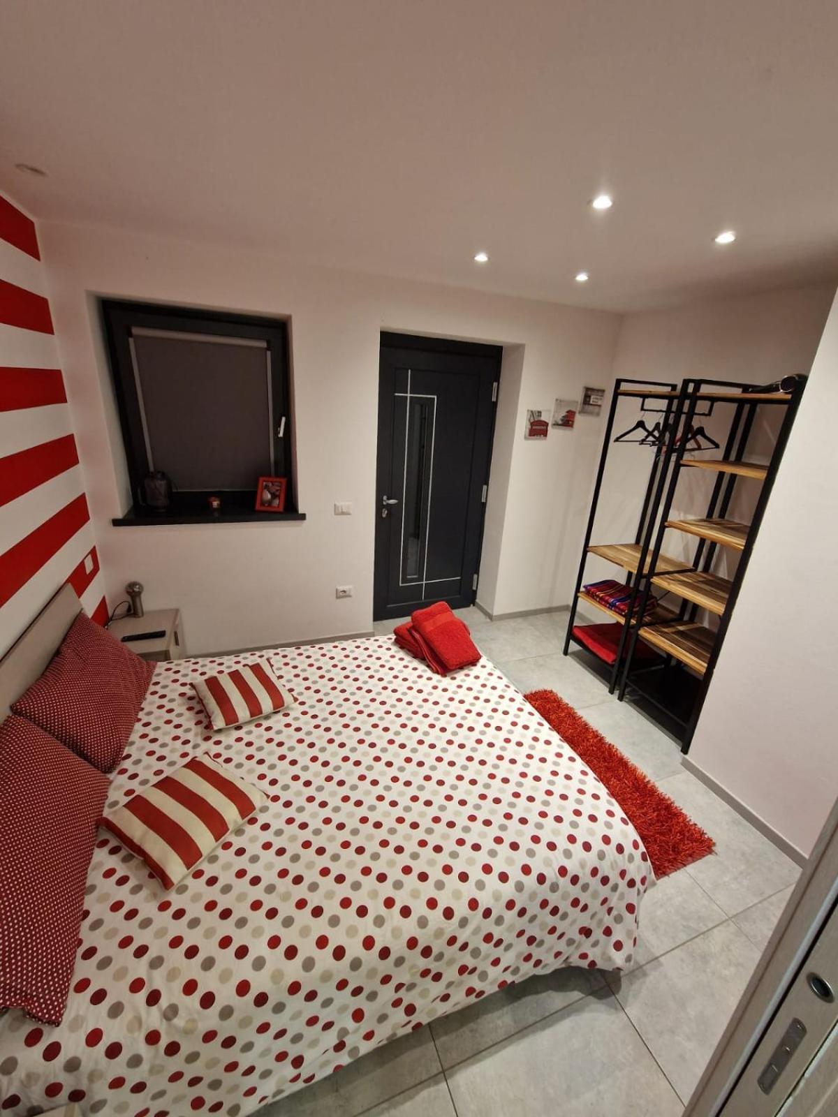 Bed and Breakfast Casa Rosso Blu Сорико Экстерьер фото